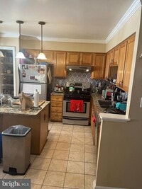 Building Photo - 12601 Town Center Way