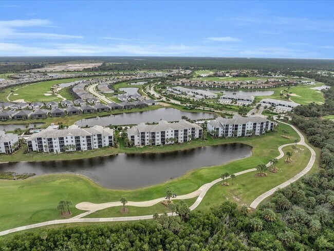 Building Photo - 14081 Heritage Landing Blvd