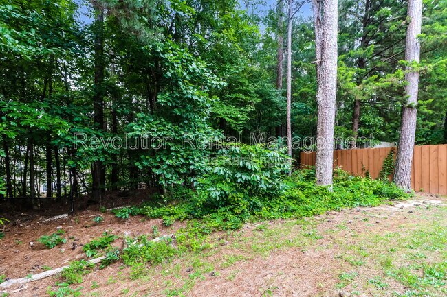 Building Photo - 2614 Regent Walk Dr