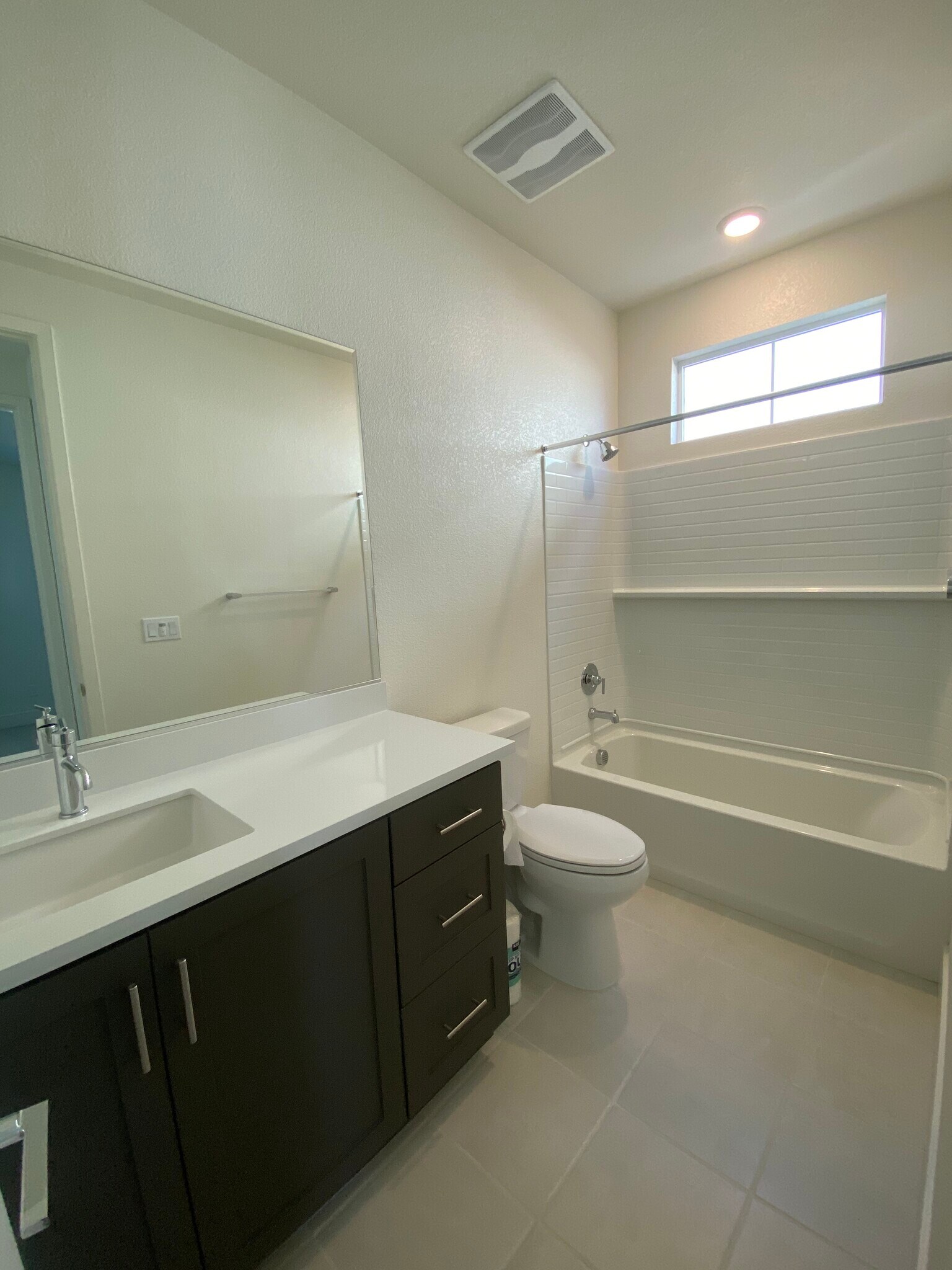 Building Photo - 2466 Elan Dr
