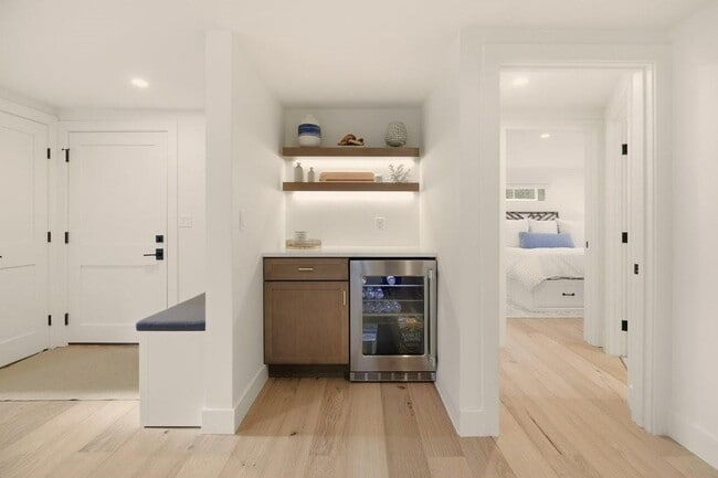 Building Photo - 8 Kerins Terrace