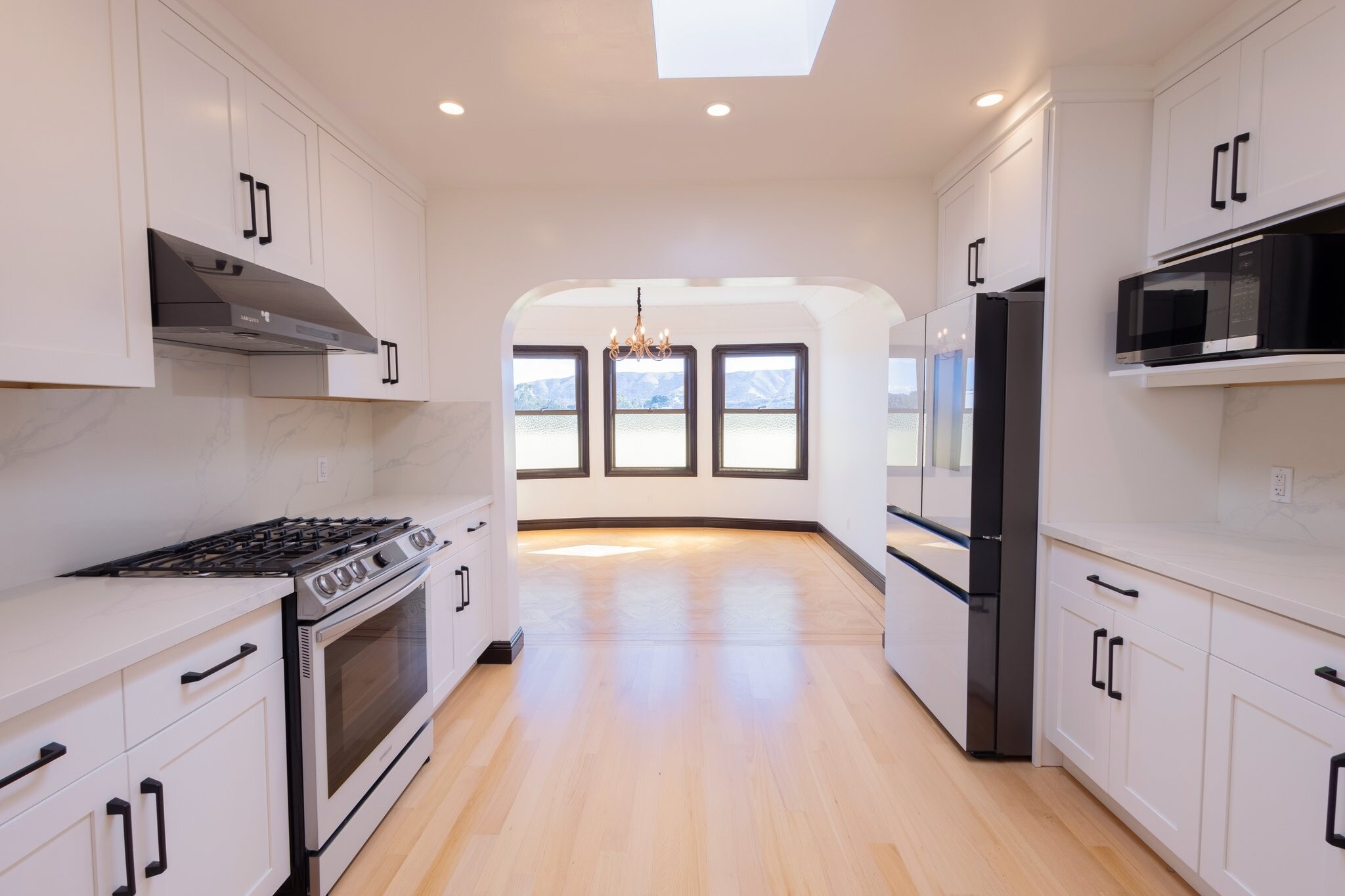 Building Photo - 212 Tocoloma Ave