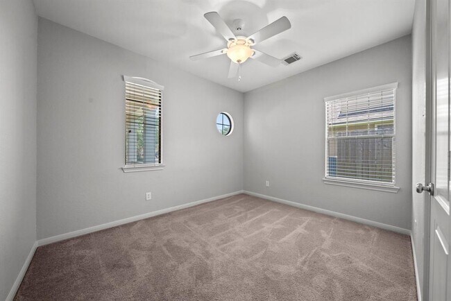 Building Photo - 1615 Claytons Bend Ct