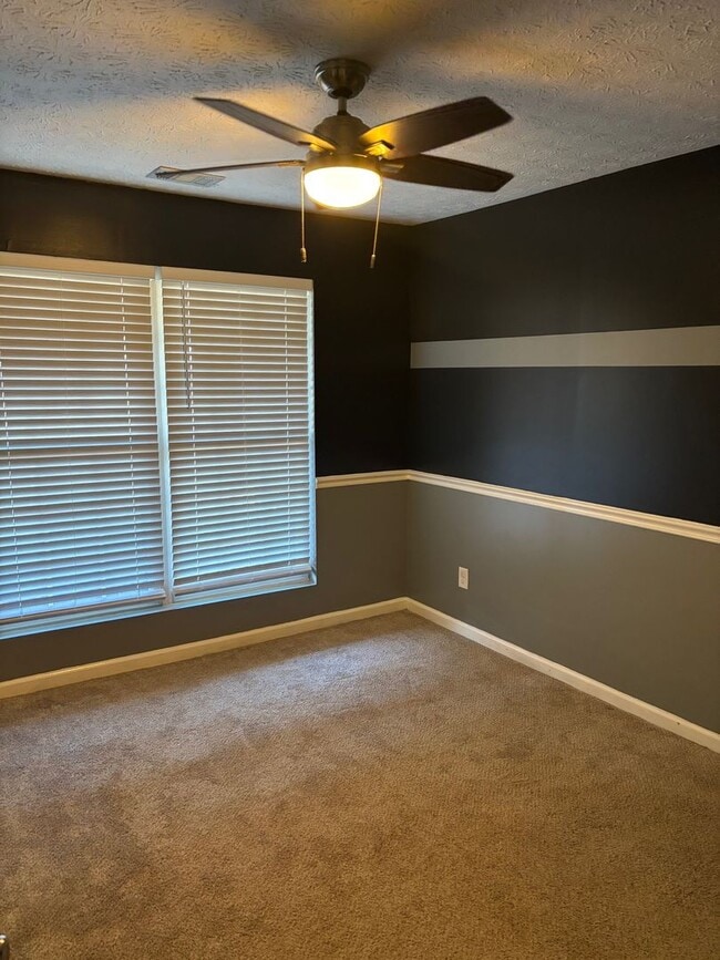 Building Photo - Updated 3/2 Brick Ranch In Grovetown - Ava...