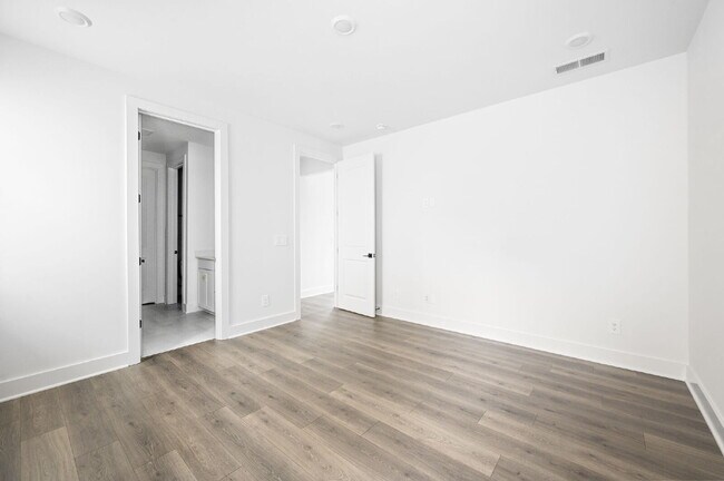 Building Photo - "Prime Location Opportunity: Secure Your Future on Poplar Farms Drive, Franklin, TN!" The interne...