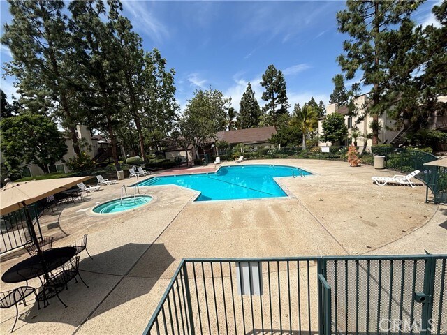 Building Photo - 1350 Cabrillo Park Dr
