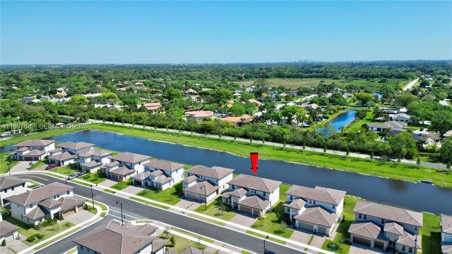 Building Photo - 4390 SW 122nd Terrace