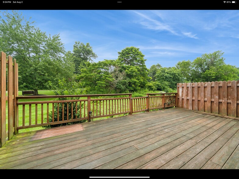 Building Photo - 5045 Fountainwood Dr