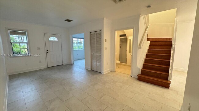 Building Photo - 7752 SW 95th St