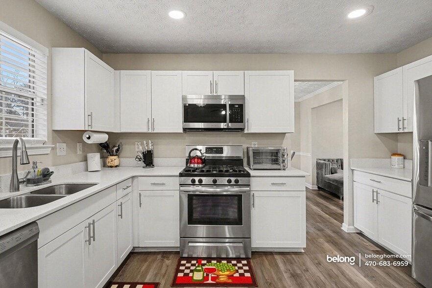 Building Photo - 3370 Flagstone Trce