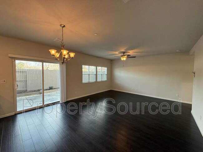 Building Photo - 709 Ephesus Ave