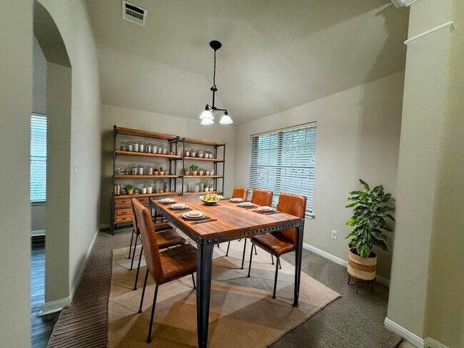 Building Photo - One-story brick home in popular Stoneridge Subdivision!