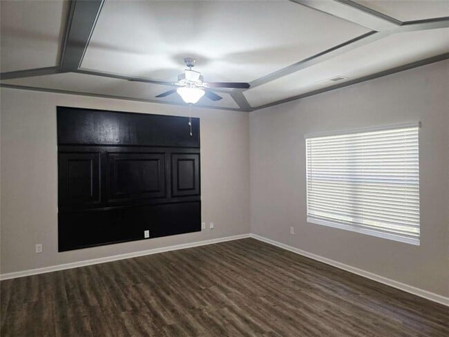 Building Photo - 213 N Fortune Way