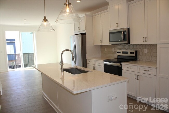 Building Photo - 1340 Hamilton St