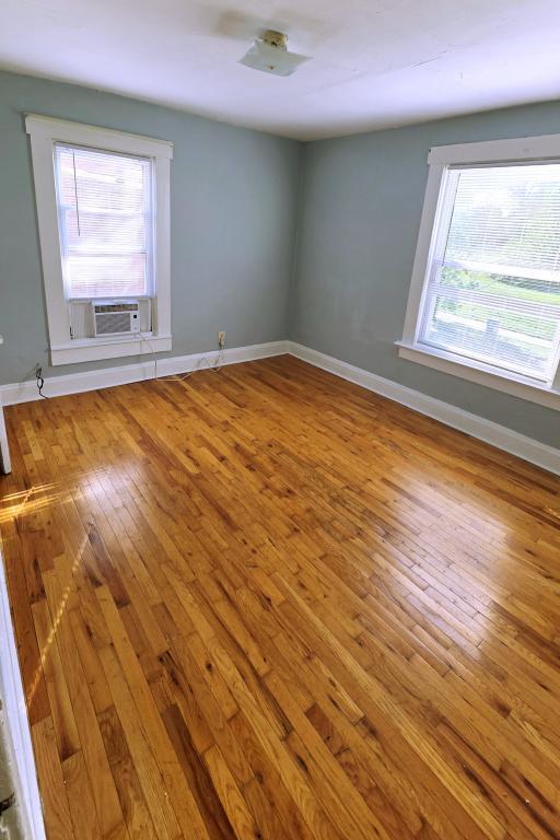 Building Photo - 54 W Dodridge St