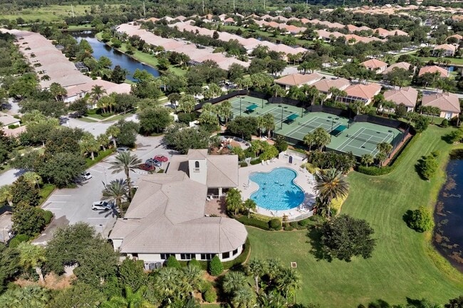 Building Photo - 4969 Corsica Square