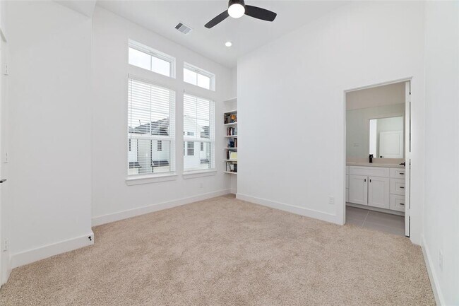 Building Photo - 3444 Bolin Rd