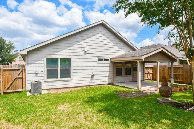 Building Photo - 16211 Cole Bridge Ln