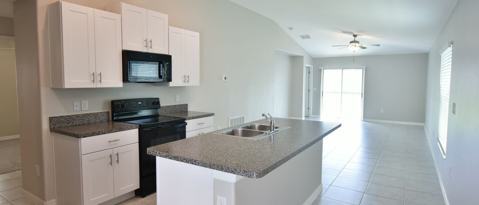 Building Photo - 11910 MIracle Mile Dr