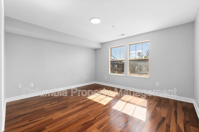 Building Photo - 1829 Providence St NE