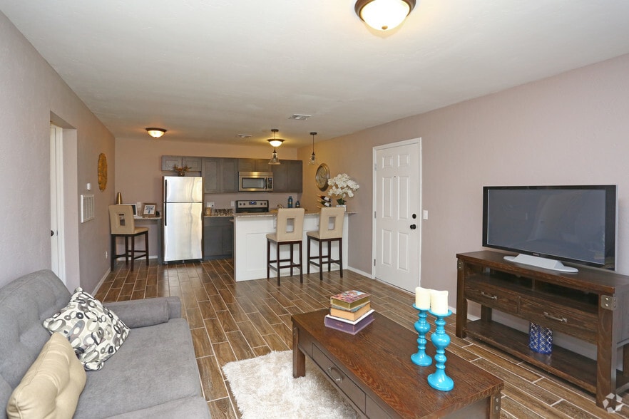 Avista of Edmond 1730 E 2nd St Edmond OK 73034 Apartment Finder