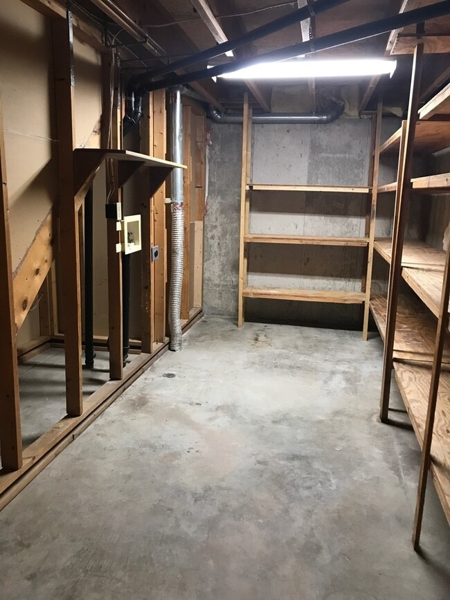 Building Photo - CHARMING 3BD in SUNDOWN NEIGHBORHOOD - Security Deposit Waiver Available