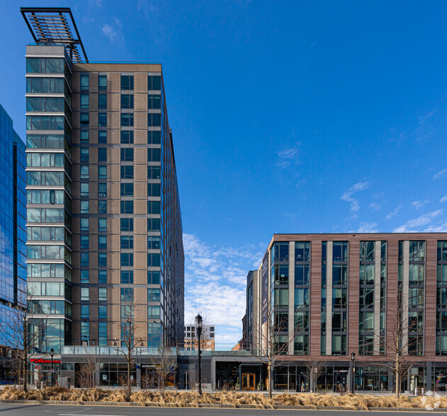 Building Photo - Watermark Seaport