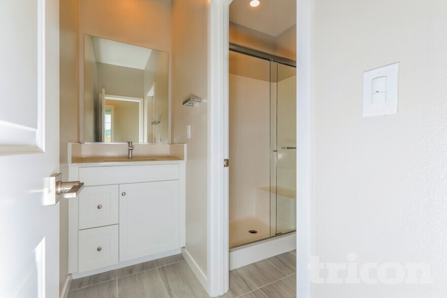 Building Photo - 31635 Willowood Way