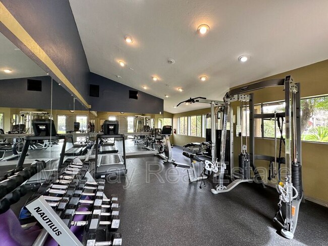 Building Photo - 3825 E Camelback Rd