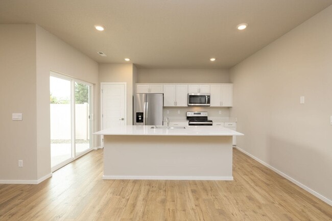 Building Photo - Modern One-Level Rancher South Spokane Valley Community - Elk Meadow Estate