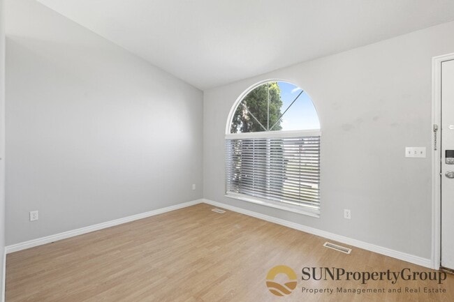 Building Photo - 5458 S 4250 W