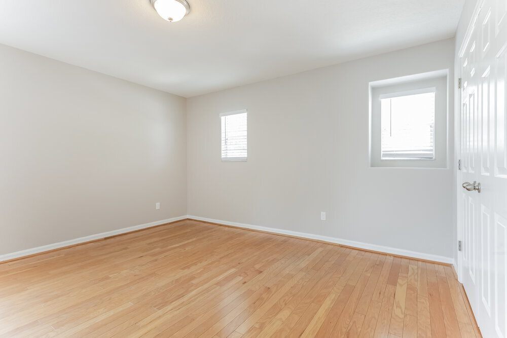 Building Photo - 10904 Golden Silence Dr