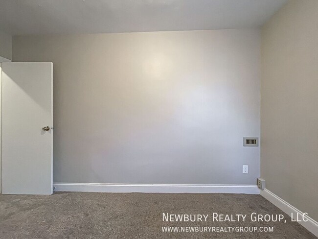 Building Photo - Welcome to WestWood Apartments: Your 2 Bed...