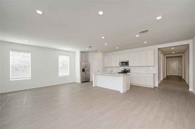 Building Photo - 324 Rock Spgs Dr