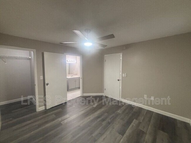 Building Photo - 958 Salt Pond Pl