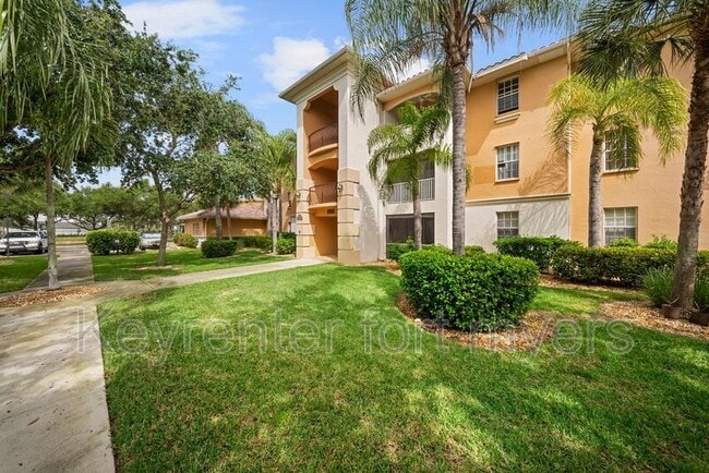 Building Photo - 3940 Pomodoro Cir