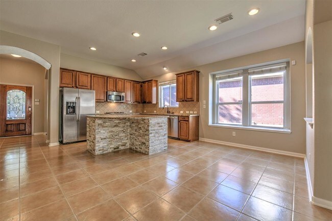 Building Photo - 17106 Tupelo Garden Cir