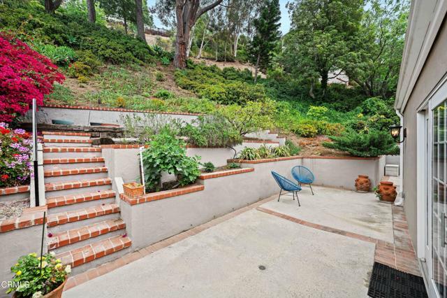 Building Photo - 2068 Stanley Hills Dr
