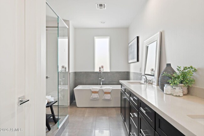 Building Photo - 3104 N 37th St