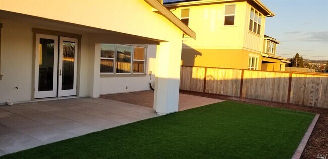 Building Photo - 2518 Barley Ln