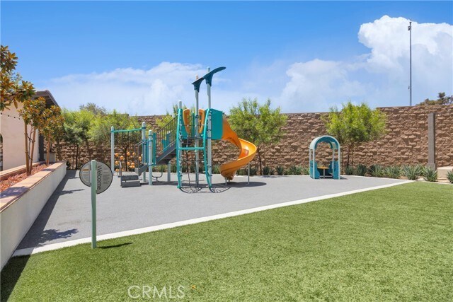 Building Photo - 32078 Paseo Vibrantre