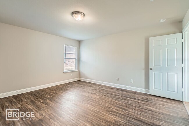 Building Photo - 15652 Gatsby Ln