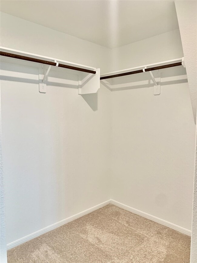 Building Photo - 1024 Greenshank Dr