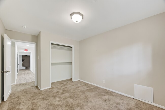 Building Photo - 1810 Indian Shores Rd