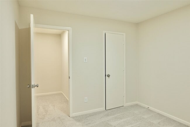 Building Photo - 23902 Spring Way Dr