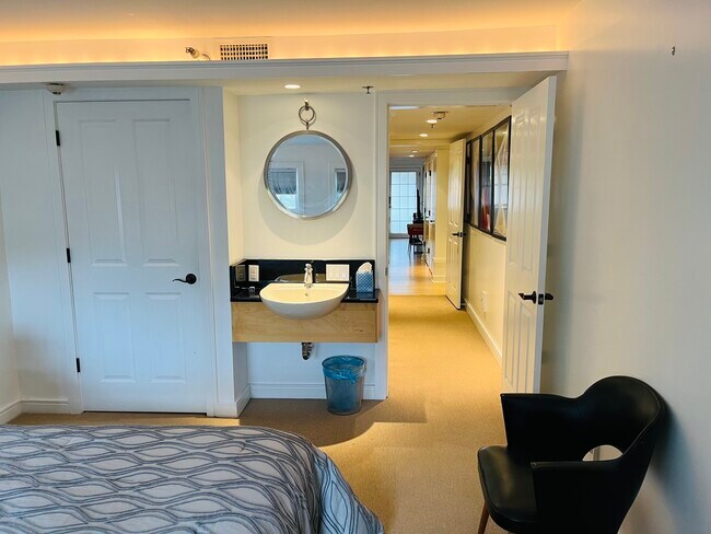 Building Photo - 37 Hiawassee St