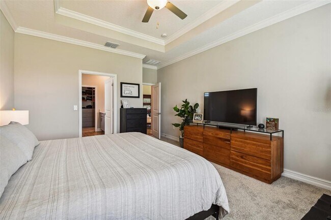 Building Photo - 9571 Little Bluestem Dr