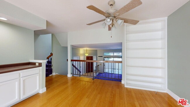 Building Photo - 22525 Sherman Way