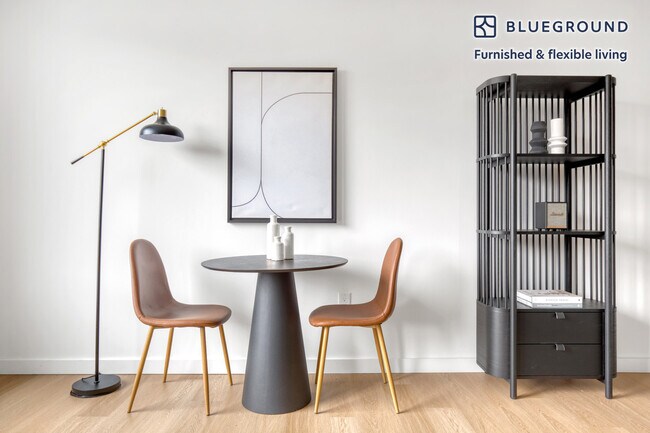 Building Photo - 401 Jackson St