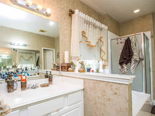 Building Photo - 16307 Pebble Crest Ct